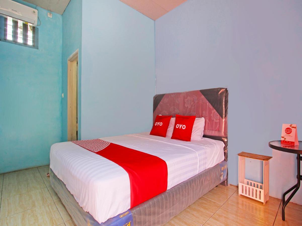 Oyo 91476 Srikaya Hotel 3 เปอกาโลงัน ภายนอก รูปภาพ